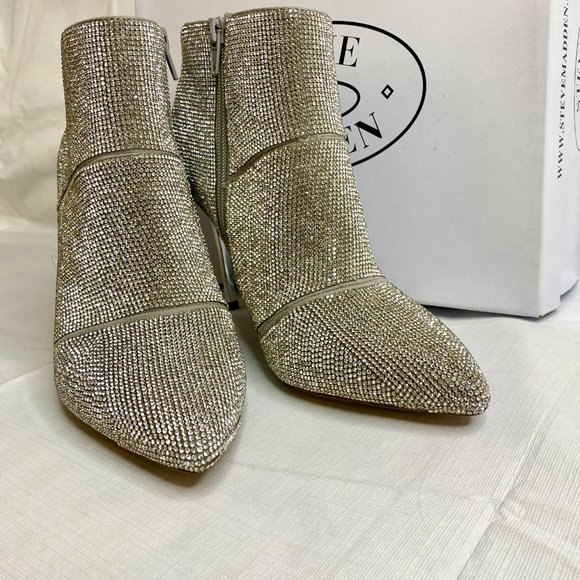 GORGEOUS High-heel Rhinestone Bootie - Picture 10 of 16